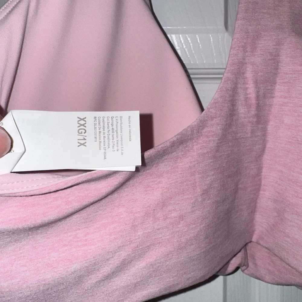 Fabletics Pink Racerback Sports Bra - Picture 4 of 7